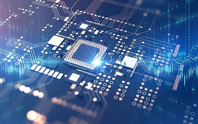 工控機和電腦的區(qū)別是什么？五大方面從功能到應用全方位解析