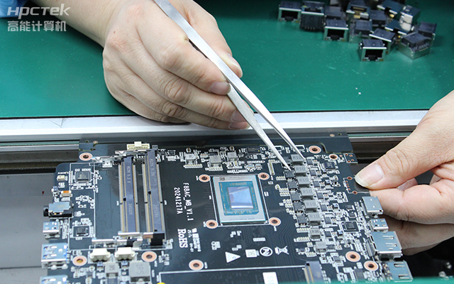 【工控科普】一片主板可以有多少路CPU？(圖1)